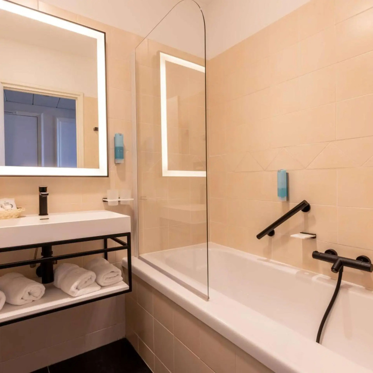 Hotel photo 42