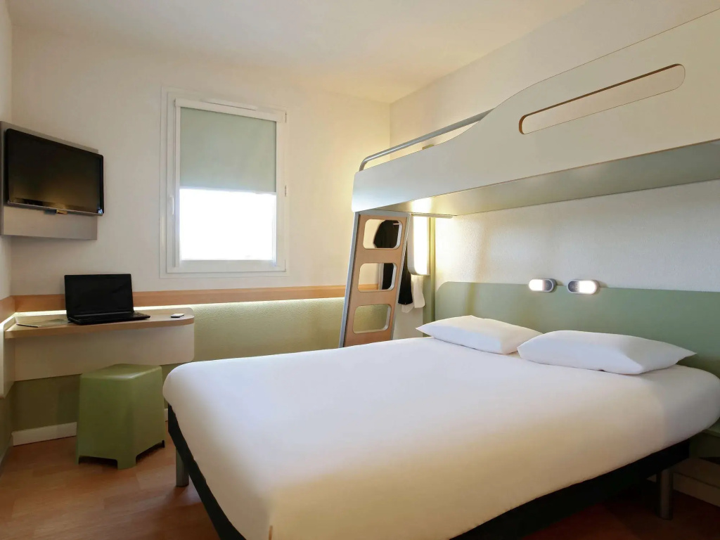 Voir la photo 4 — ibis budget Manosque Cadarache