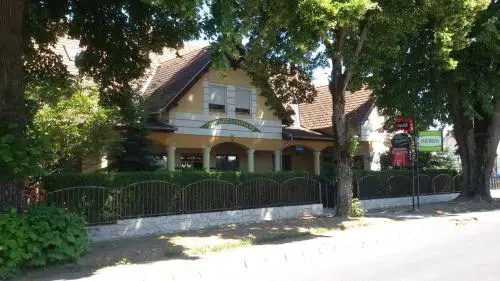 Denis Hotel és Étterem - Général