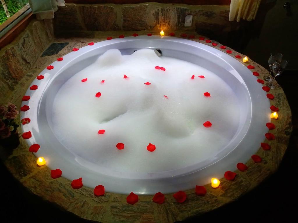 Отель Chalé Encanto Véu da Noiva, фото 4