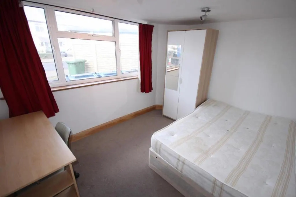 Economy Double room (full double bed)