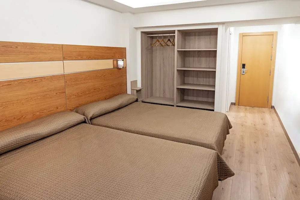Hotel Faranda Alisas Santander, Ascend Hotel Collection - Tap to explore photos
