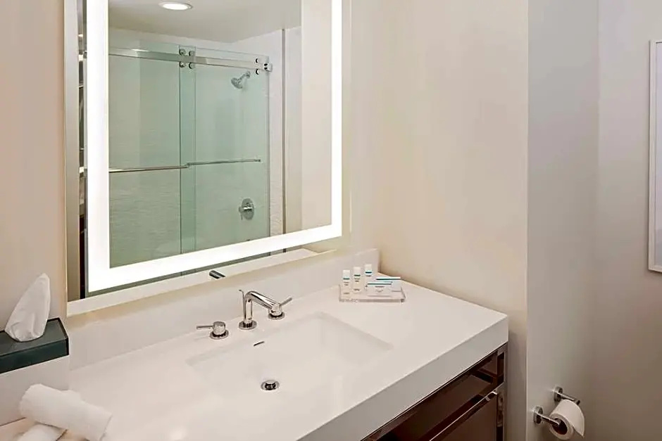 Embassy Suites by Hilton San Diego Bay Downtown - Chambres