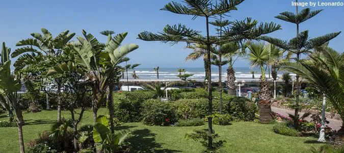 Beach & Waterfront
