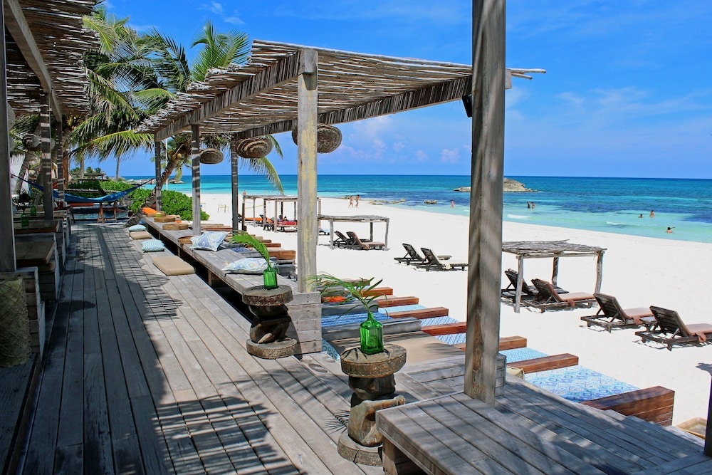 Beach & Waterfront