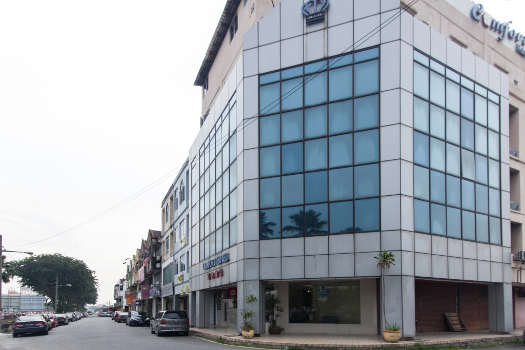 Super OYO 447 Comfort Hotel Meru