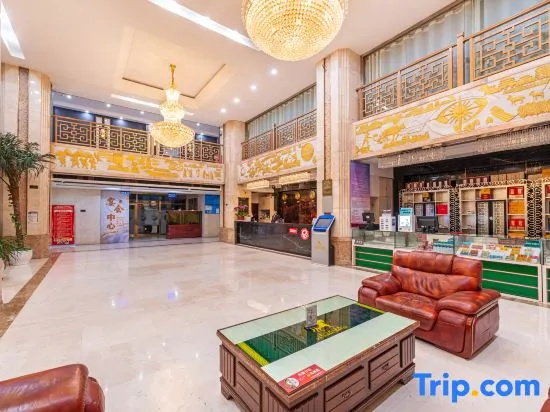 Lobby & Reception