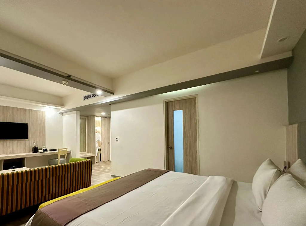 Sparks Life Jakarta, ARTOTEL Curated - Général