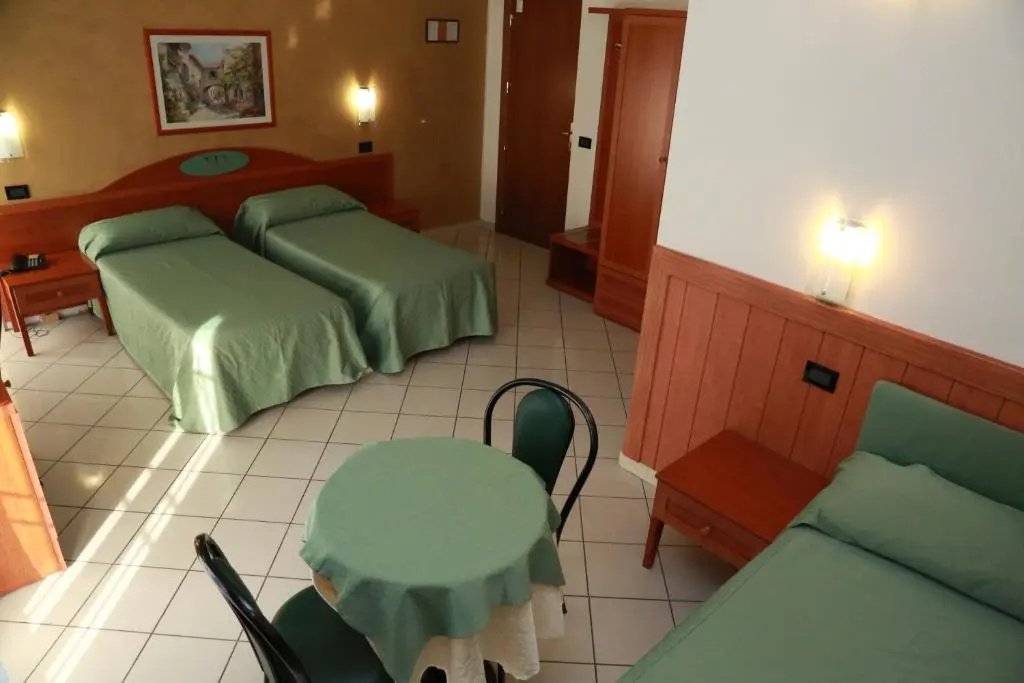 Hotel photo 6