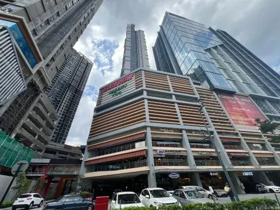 Kuala Lumpur Sunway Velocity by Vivid Stay