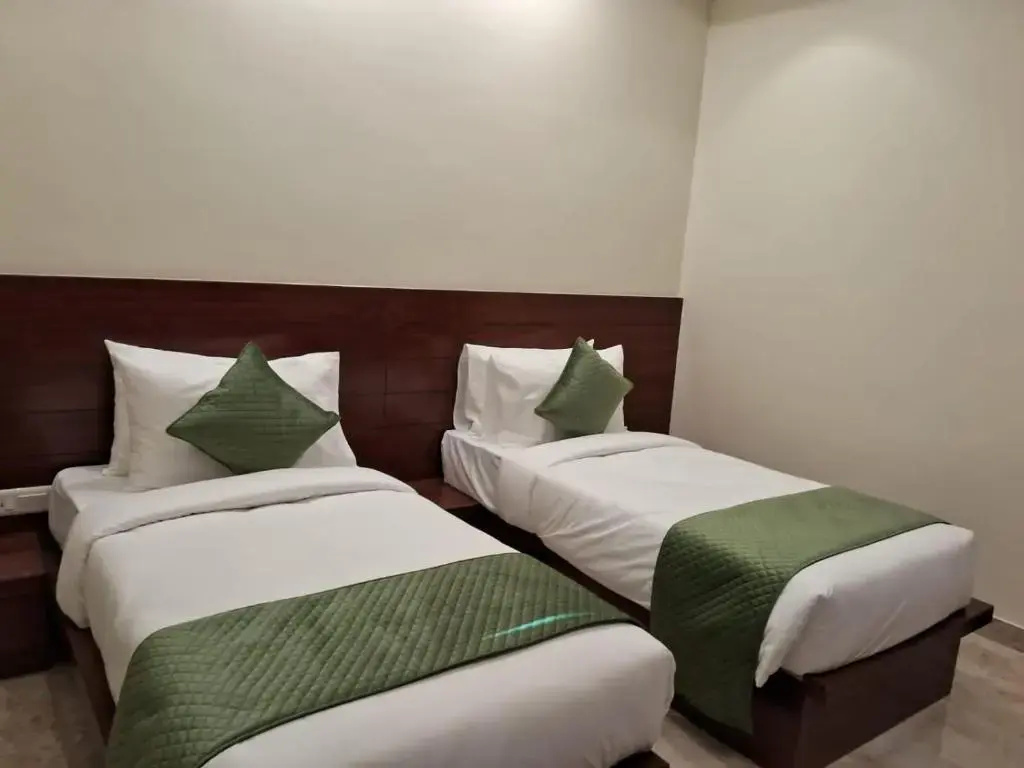 Deluxe Double room (twin beds)