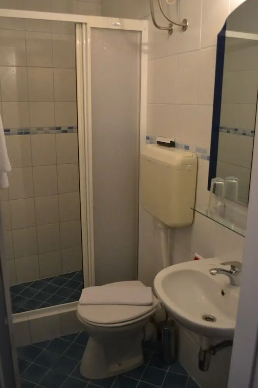 Ada Hotel - Chambres
