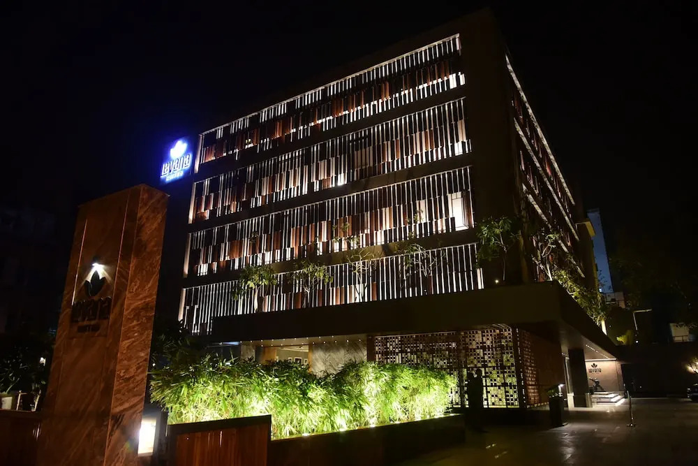 Levana Suites — фото