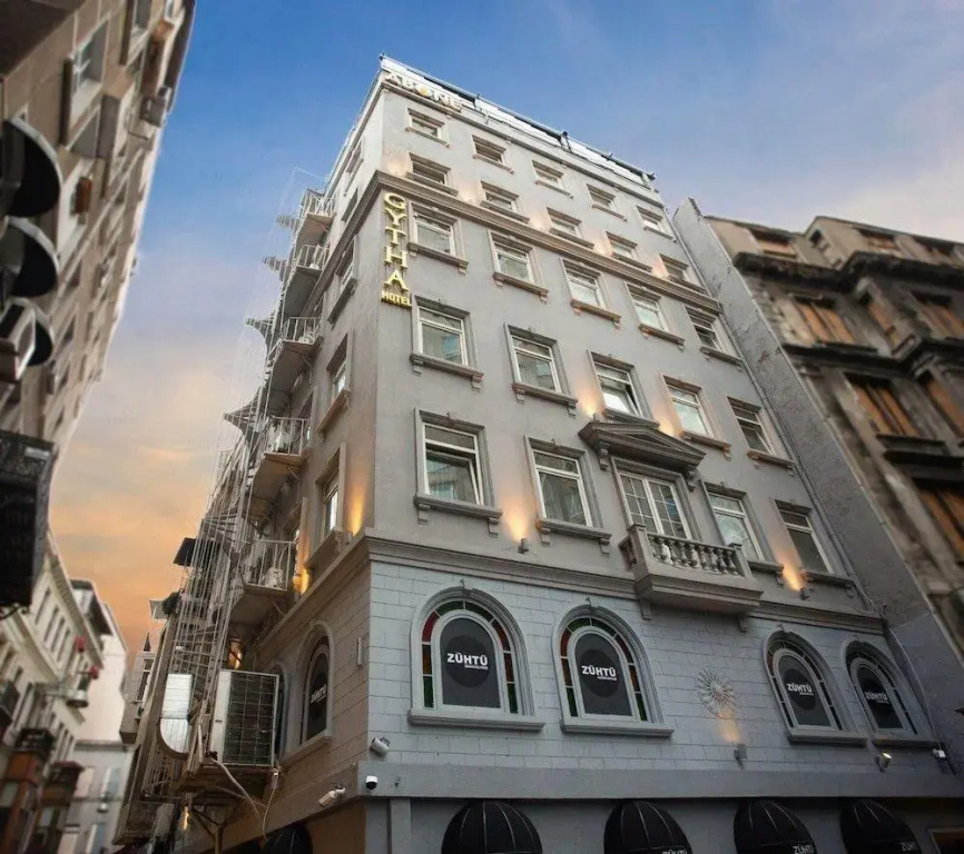 Pera City Suites
