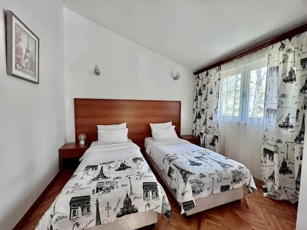 Hotel Ambasador - Chambres