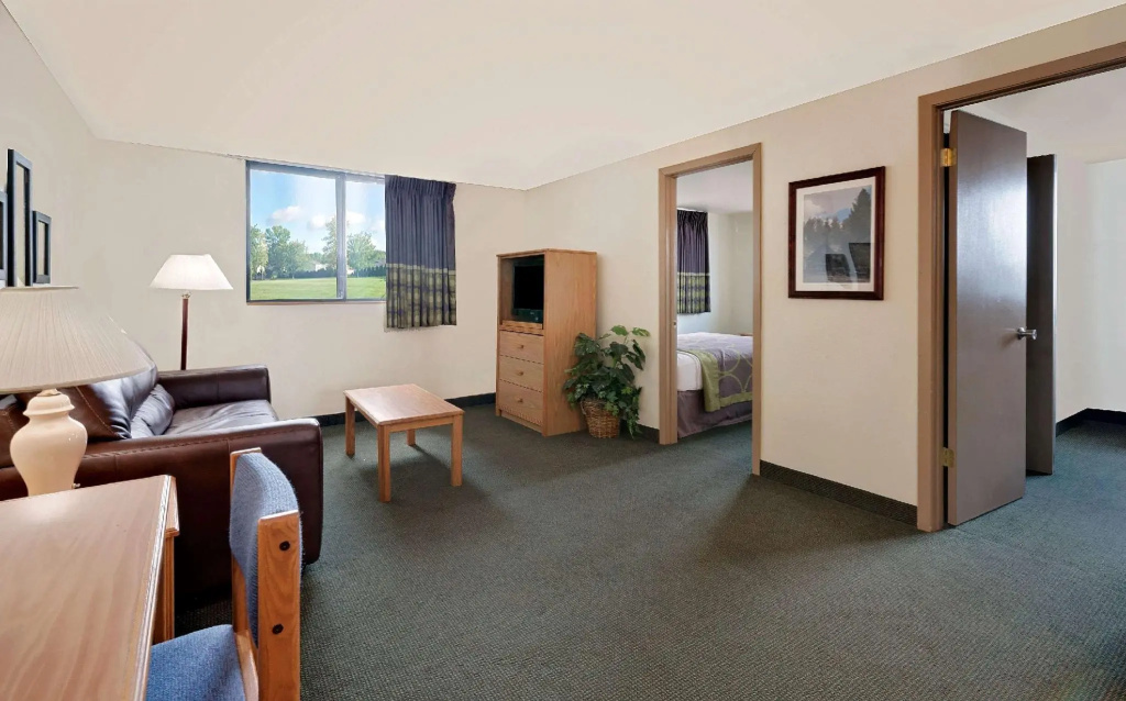 Quadruple Suite