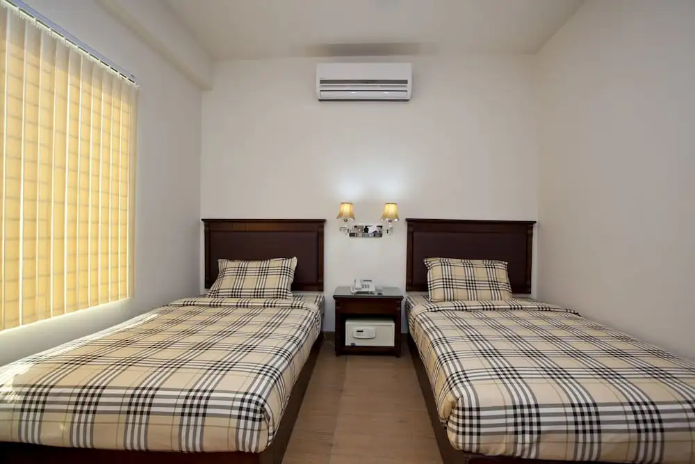 Deluxe Double room (twin beds)