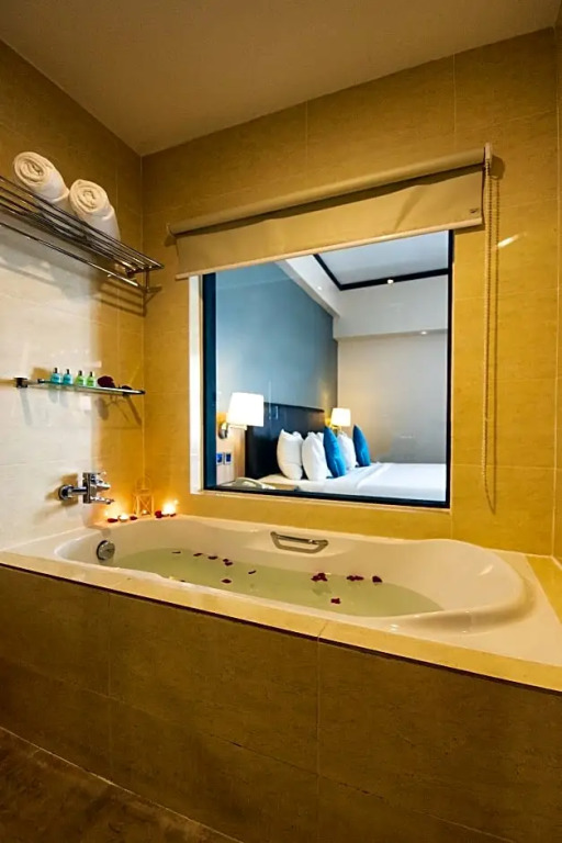 Kinta Riverfront Hotel & Suites