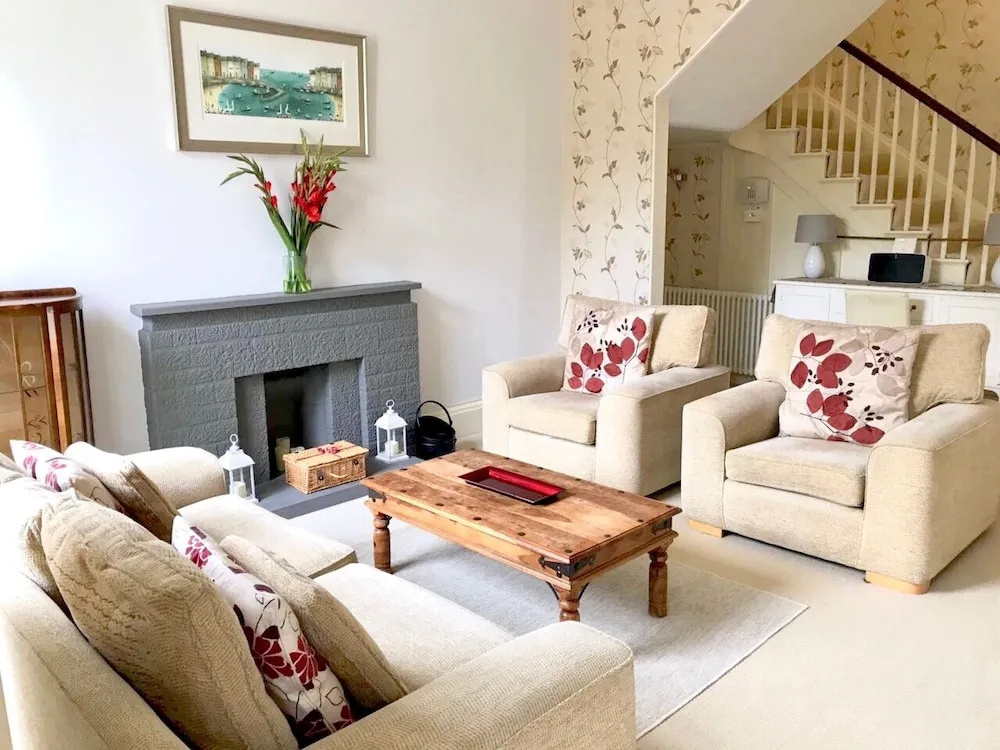 Woodend - Luxury Seaside Villa