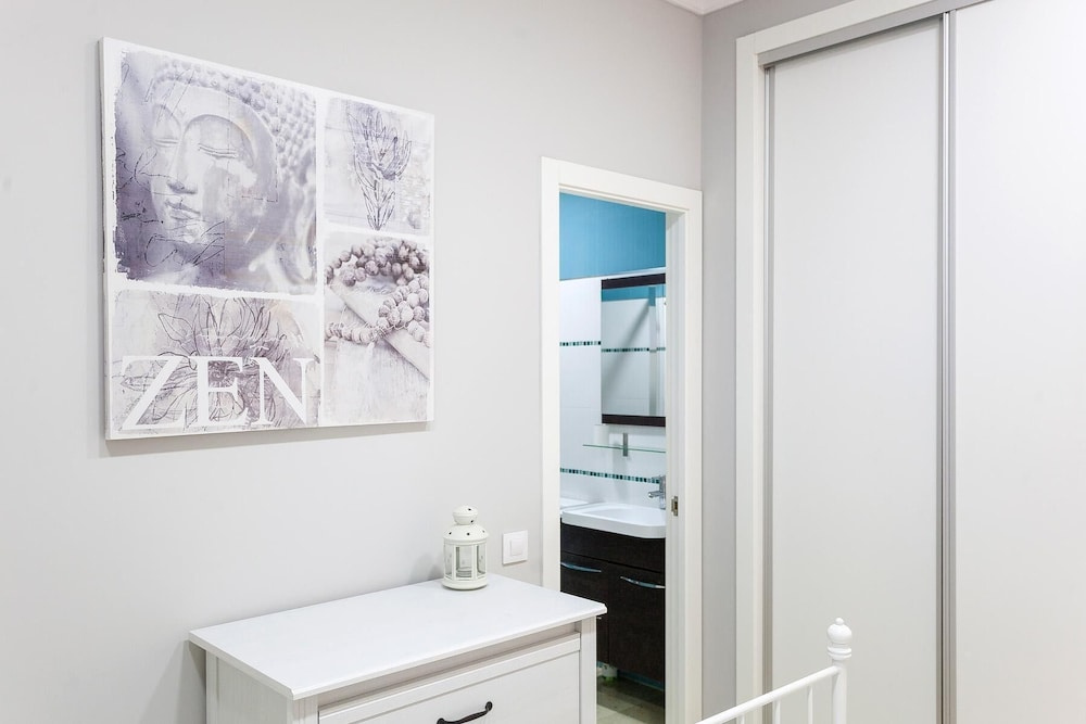 Charming Apt. Historic District - Sol