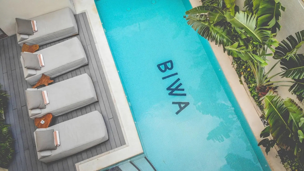 Biwa Tulum