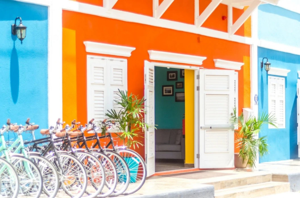 Bed & Bike Curacao Hotel