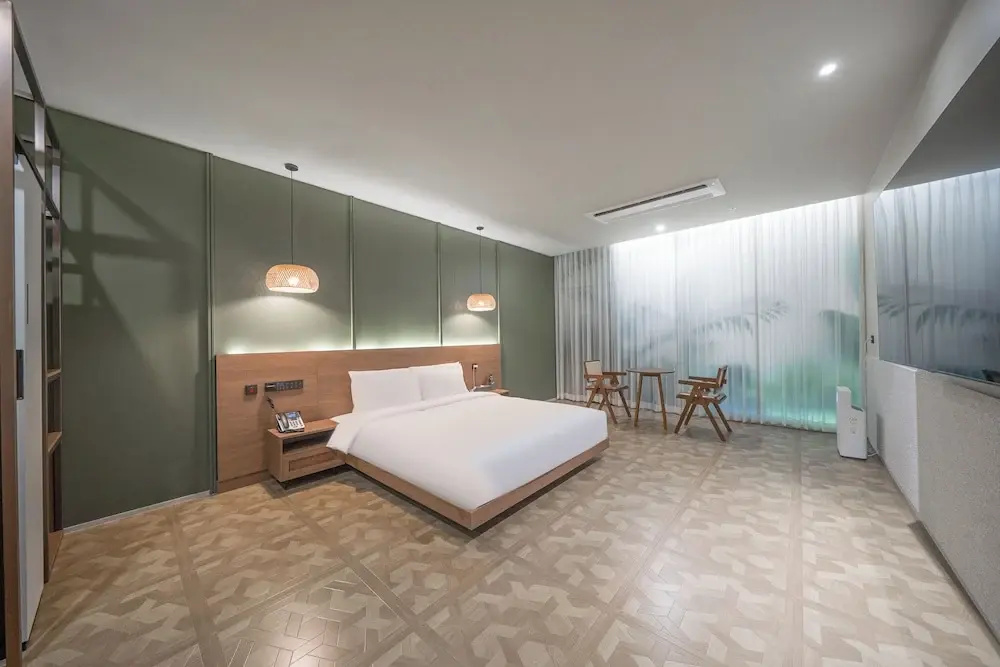 Premium Double room (full double bed)