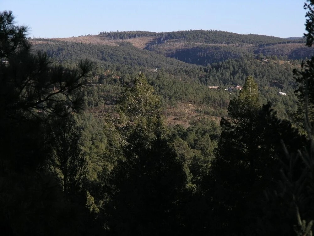 Adobe Hacienda - Three Bedroom Cabin with Hot Tub