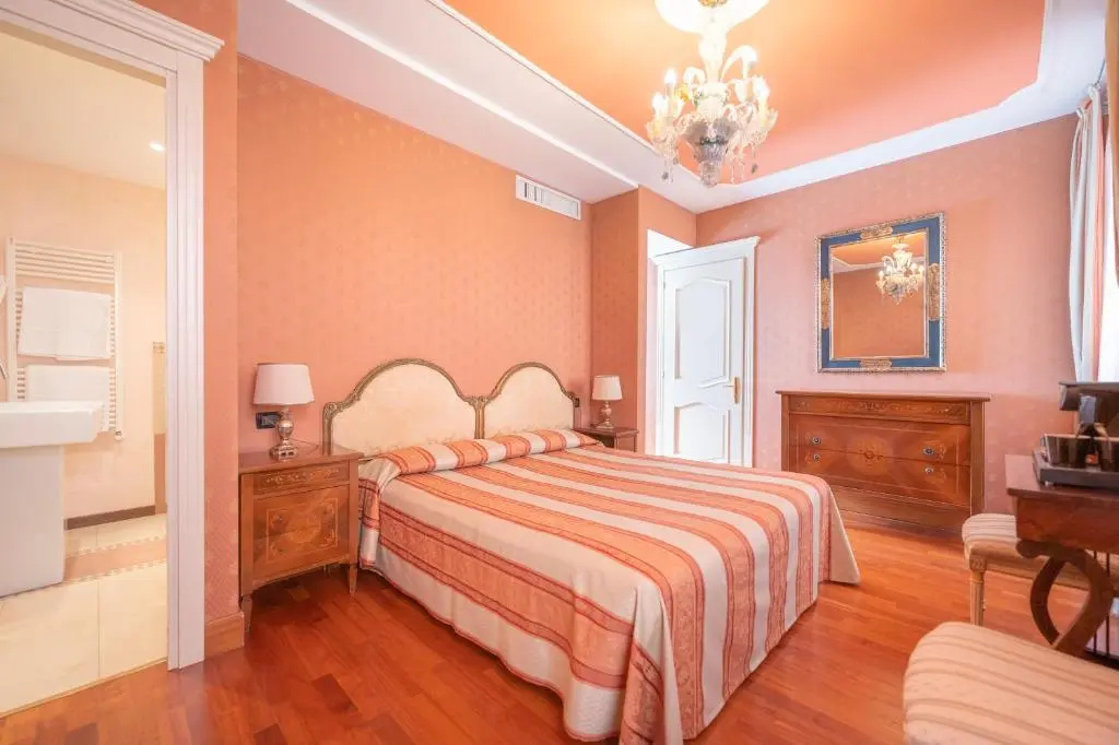 Comfort Double room (full double bed)