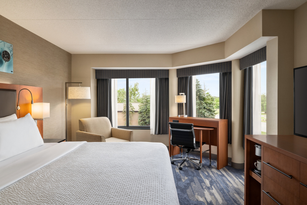 Crowne Plaza Auburn Hills by IHG - Général