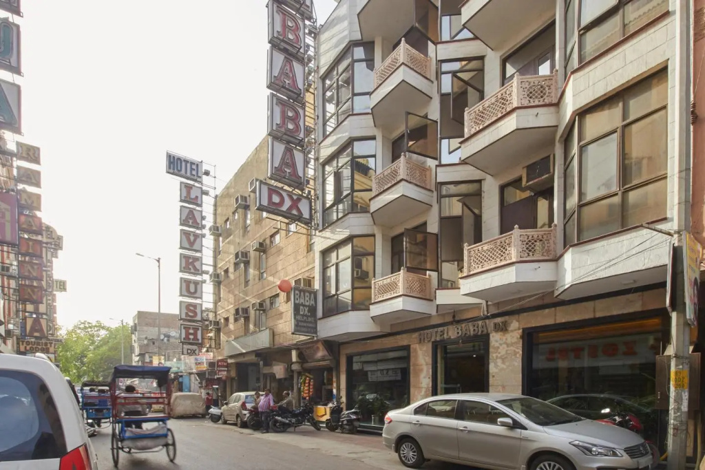 Hotel Baba Deluxe
