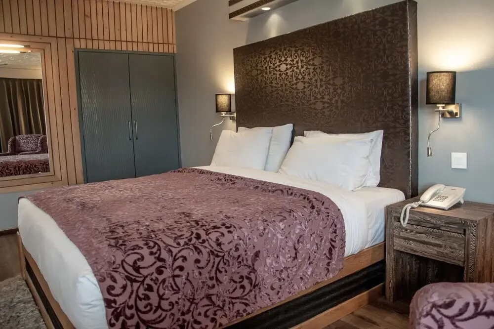 guest_rooms