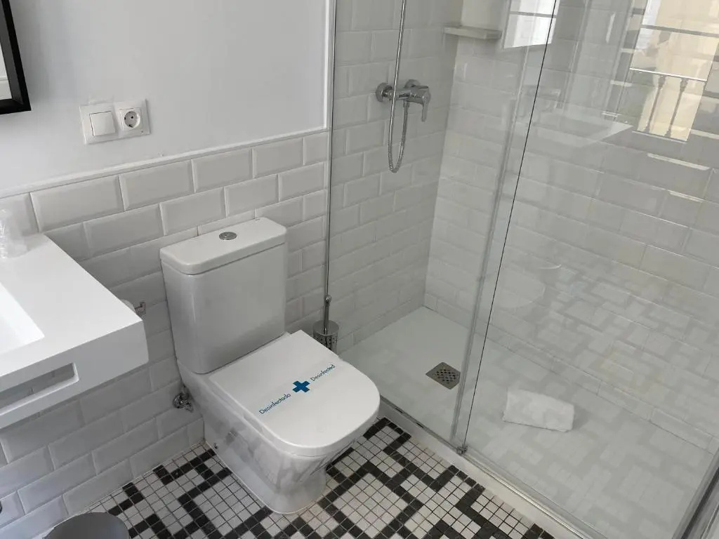 Economy Double room (full double bed)