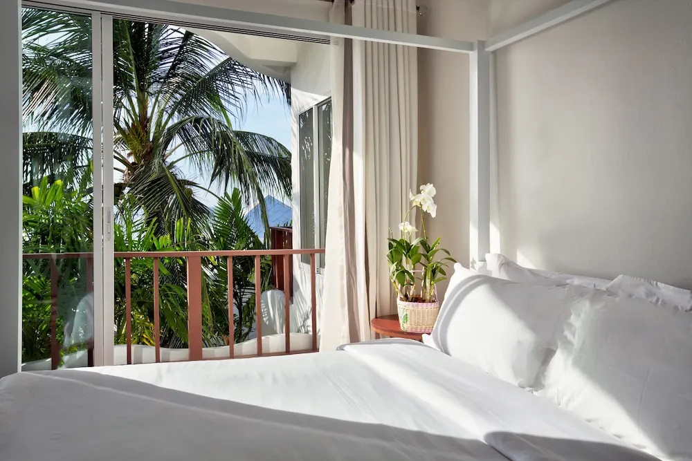 Deluxe room with balcony