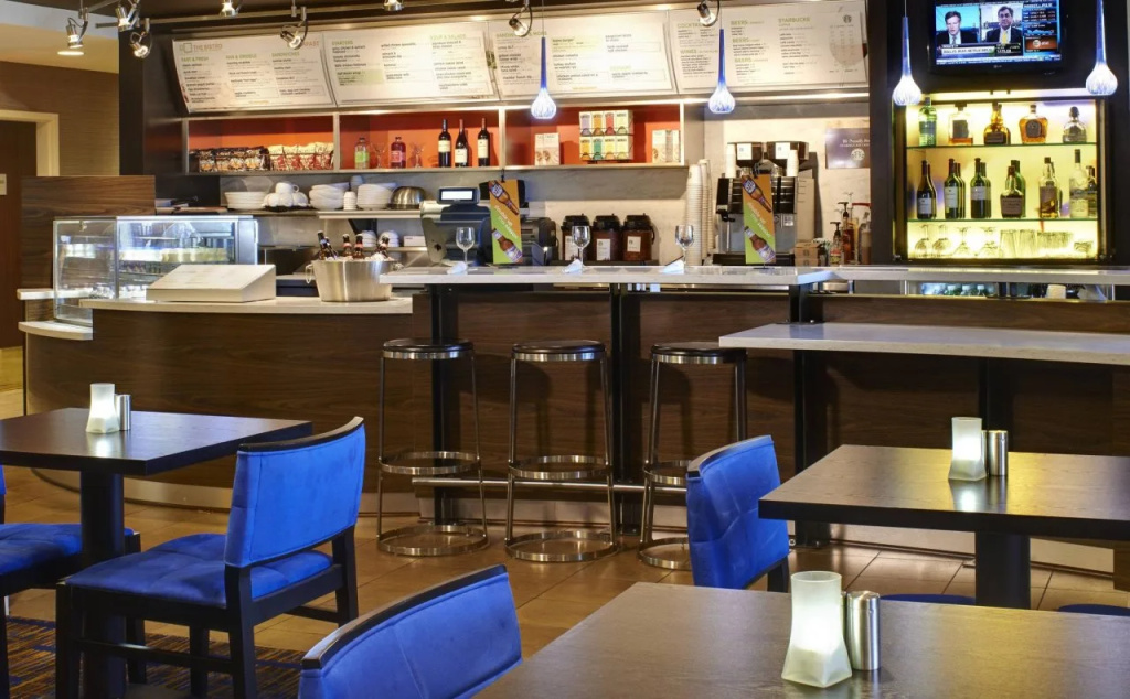 Food & Beverage