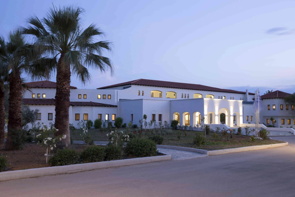 Zeus Eretria Resort