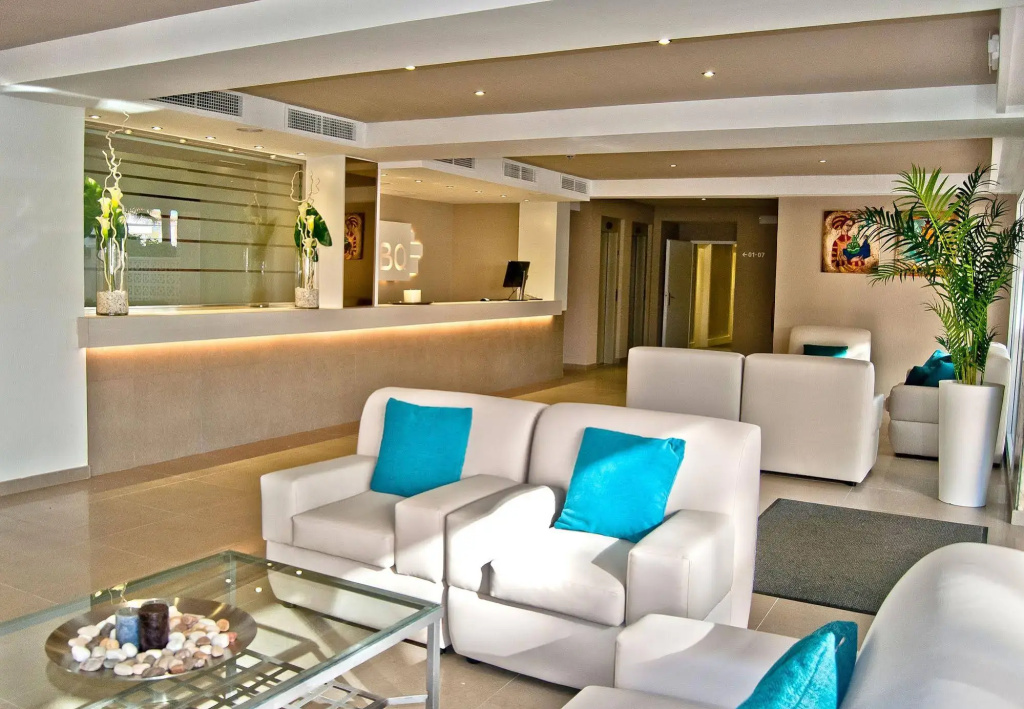 Hotel photo 2