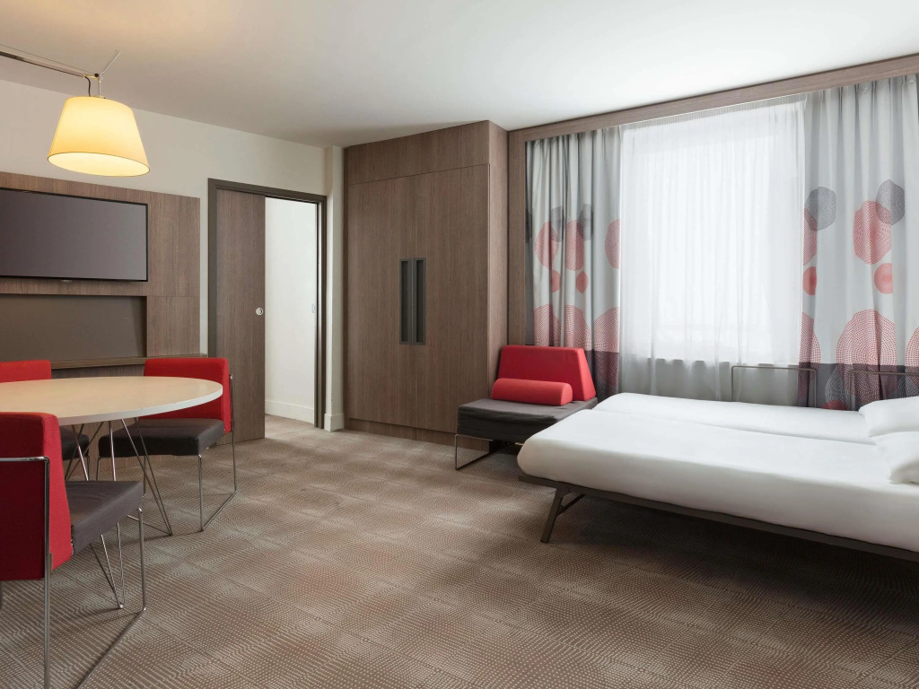 Отель Novotel Paris Stade Basilique в Сен-Дени