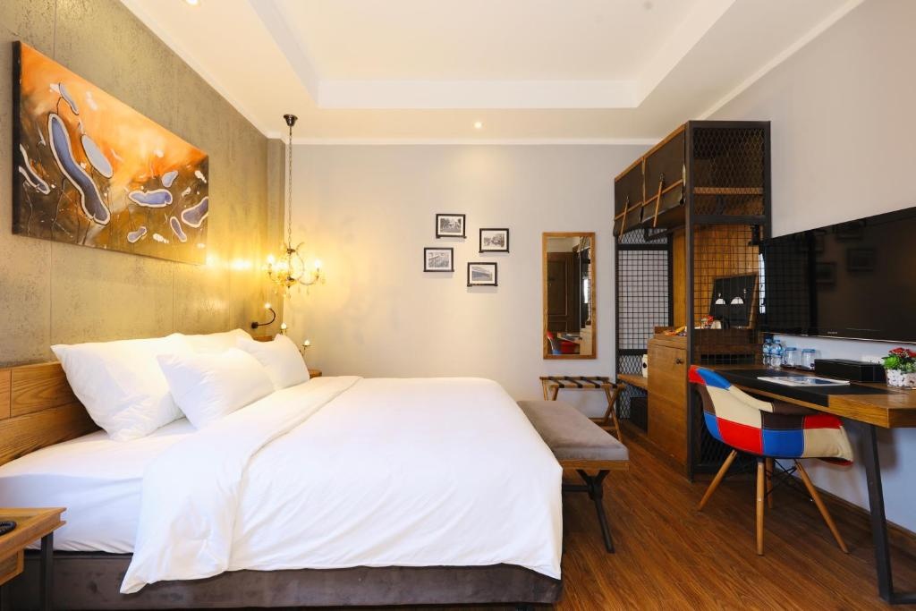 Отель Hanoi Calido Hotel в Ханое