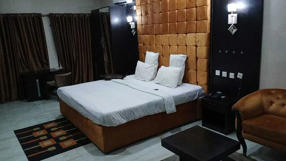 Royal room