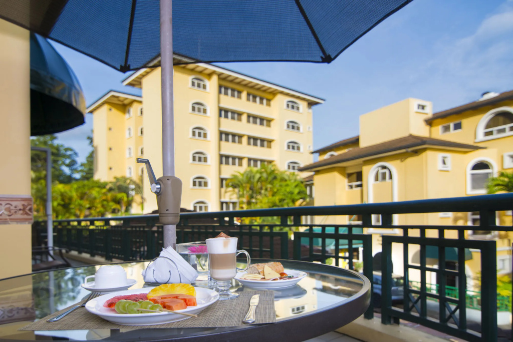 Balcony & Terrace