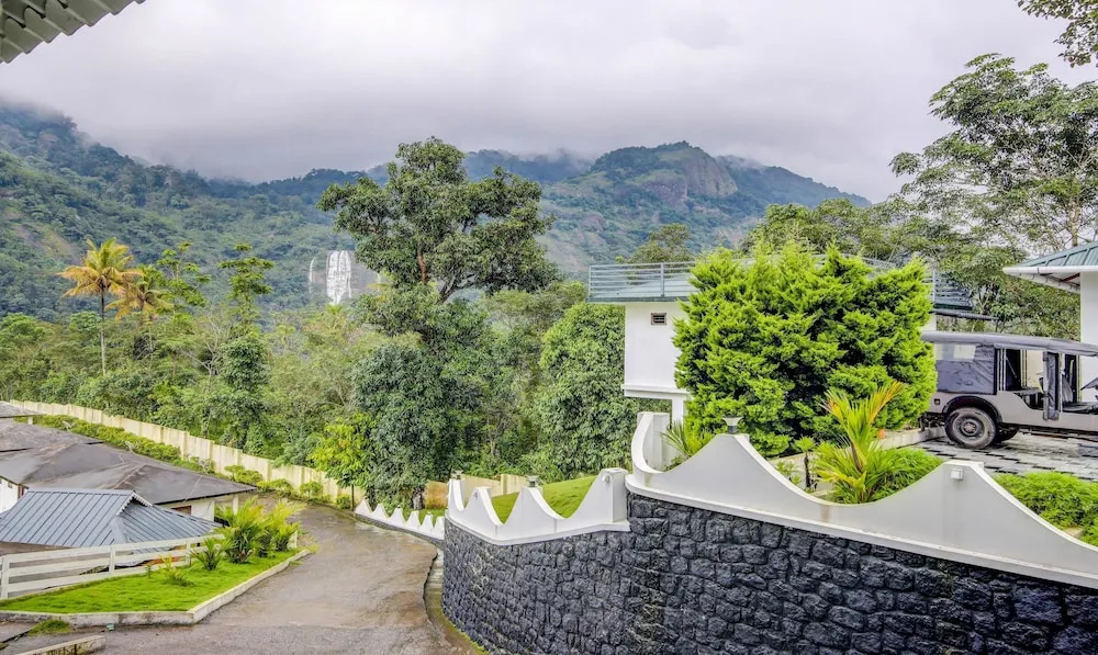 Treebo Misty Garden Resorts & Spa with Swimming Pool - Chambres