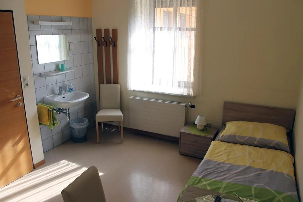 Post Hostel For Youth Students And Pilgrims