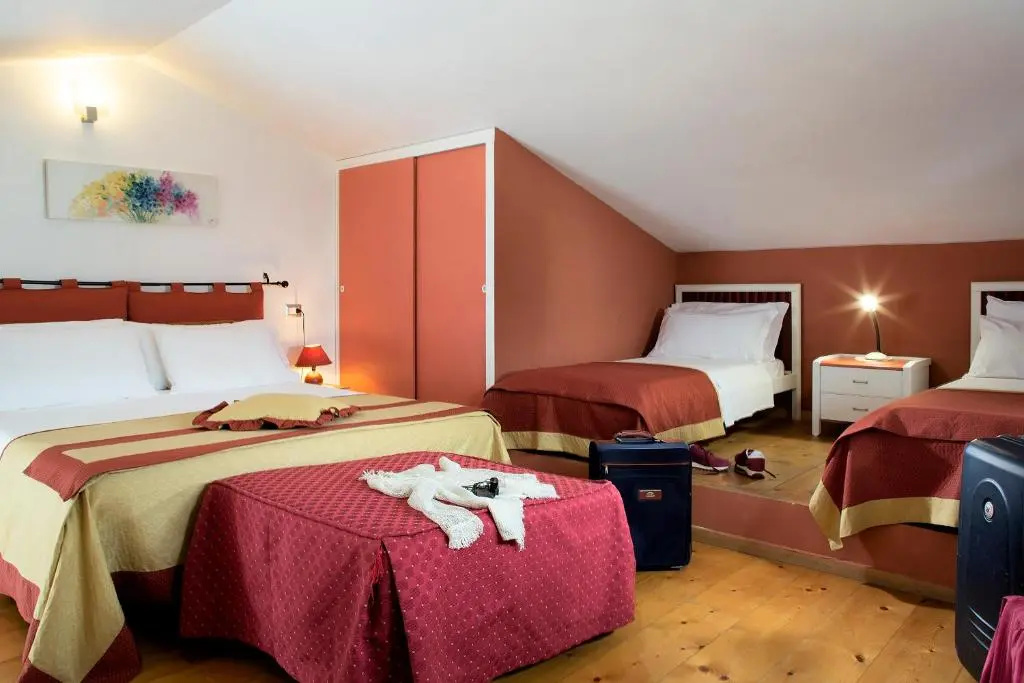 Standard Quadruple room