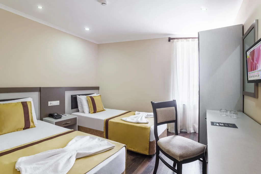 Standard Double room (twin beds)