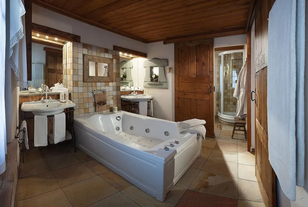 Deluxe Chalet