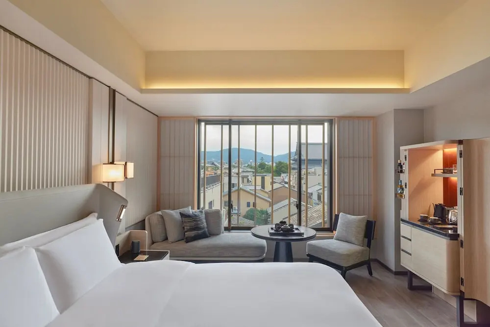 Dusit Thani Kyoto Hotel Room Type - Premier Double room (full double bed)