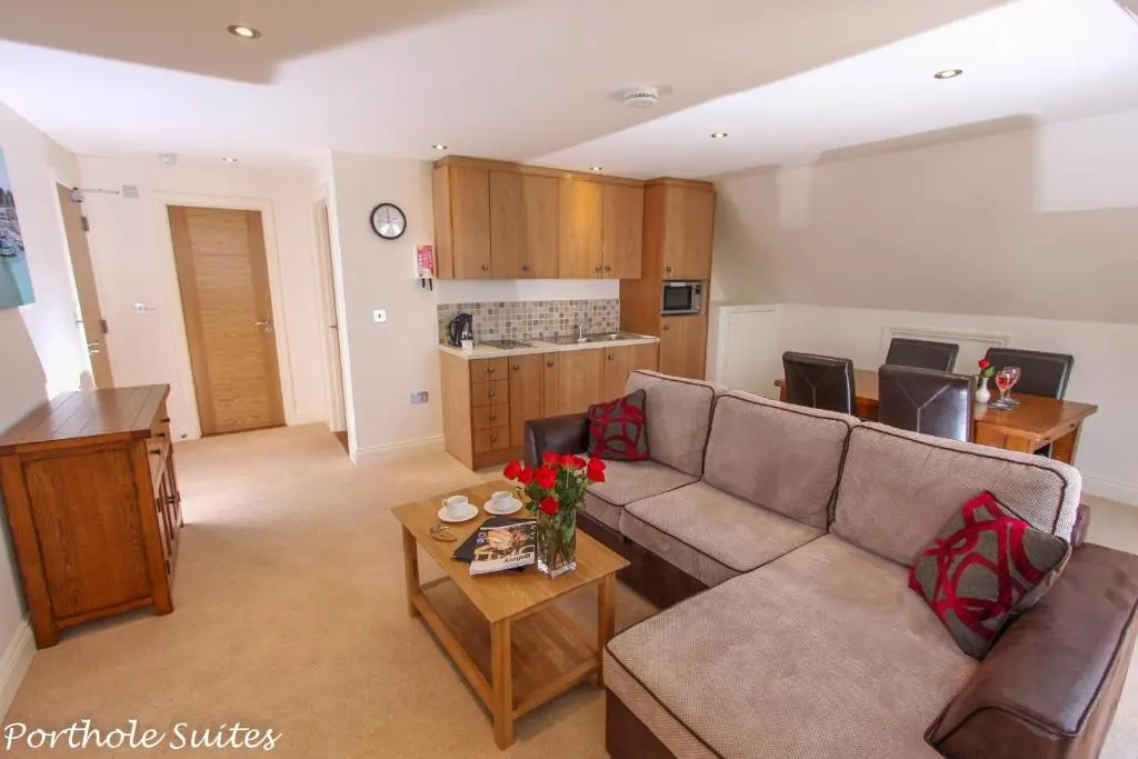 Porthole Suites - Chambres