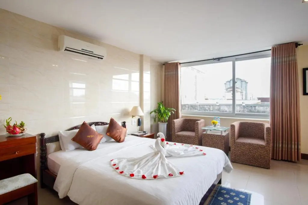 Deluxe Double room (full double bed)