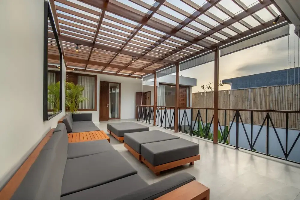 4BR Luxury Modern Contemporary Villa in Canggu